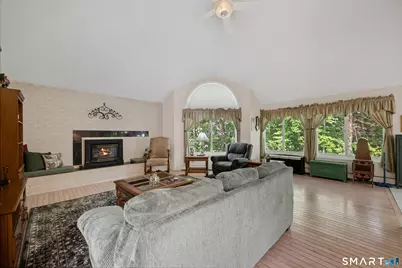154 Suncrest Court, Torrington, CT 06790 - Photo 9