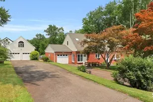 184 Congdon Street E, Middletown, CT 06457 - Photo 1