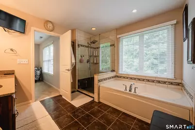 159 Bradford Walk, New Britain, CT 06053 - Photo 13