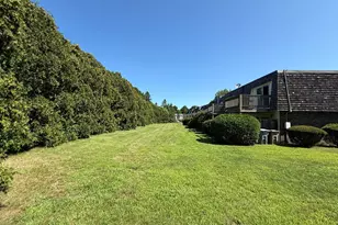 127 Black Point Rd, East Lyme, CT 06357 - Photo 17