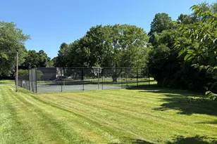 127 Black Point Rd, East Lyme, CT 06357 - Photo 23