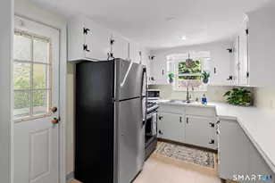 30 Sylvan Ave, West Hartford, CT 06107 - Photo 9
