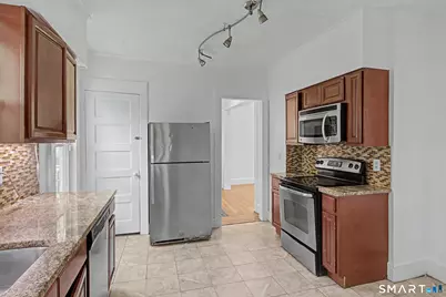31 Smith Street, West Haven, CT 06516 - Photo 3