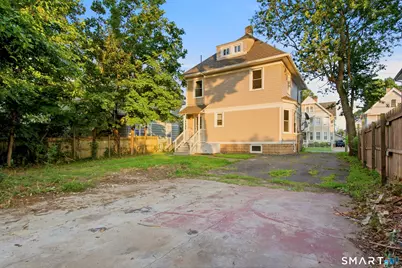 31 Smith Street, West Haven, CT 06516 - Photo 25