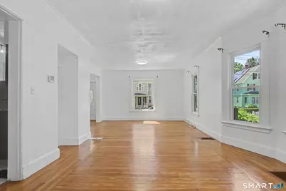 31 Smith Street, West Haven, CT 06516 - Photo 7