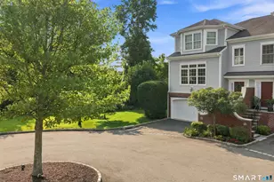 71 Aberdeen Way, Fairfield, CT 06890 - Photo 3