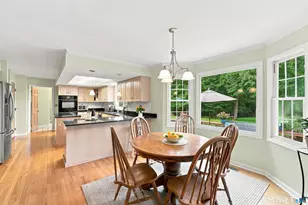 595 Tamarack Rd, Cheshire, CT 06410 - Photo 9