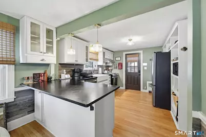 134 Oakwood Avenue, West Hartford, CT 06119 - Photo 11