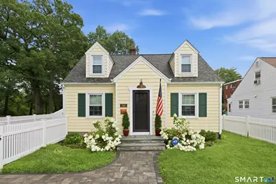134 Oakwood Avenue, West Hartford, CT 06119 - Photo 1