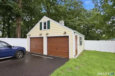 134 Oakwood Avenue, West Hartford, CT 06119 - Photo 27