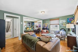 134 Oakwood Ave, West Hartford, CT 06119 - Photo 5