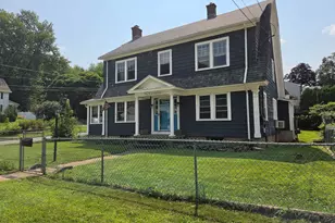 318 Middle Tpke E, Manchester, CT 06040 - Photo 5