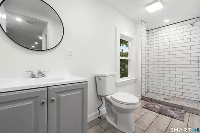 27 Clarkson Street, Ansonia, CT 06401 - Photo 29