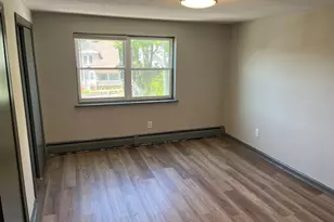 32 Cook Ave, Meriden, CT 06451 - Photo 7