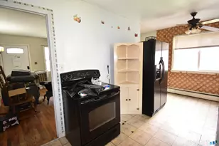36 Sandra St, Bristol, CT 06010 - Photo 5