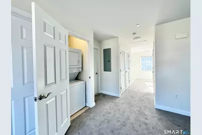 36 Fairgate Drive, Stamford, CT 06902 - Photo 3