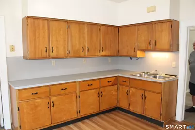 17 Akron Street, Meriden, CT 06450 - Photo 11