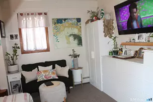 17 Akron St, Meriden, CT 06450 - Photo 27