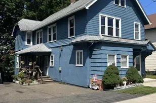 17 Akron St, Meriden, CT 06450 - Photo 1