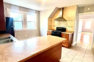 378 Prospect Ave, Hartford, CT 06105 - Photo 11