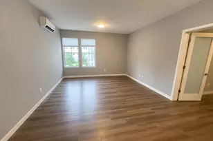 33 Old Tavern Rd, Orange, CT 06477 - Photo 15