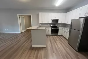 33 Old Tavern Rd, Orange, CT 06477 - Photo 17