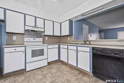 909 Hamilton Avenue #5, Waterbury, CT 06706 - Photo 9