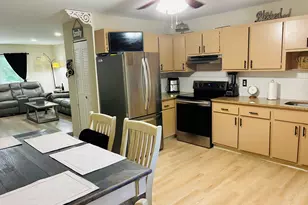 125 Lawn Ave, Stamford, CT 06902 - Photo 9