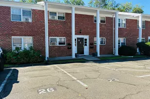 125 Lawn Ave, Stamford, CT 06902 - Photo 1