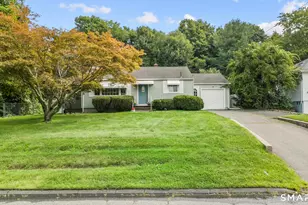 707 Oronoke Rd, Waterbury, CT 06708 - Photo 3