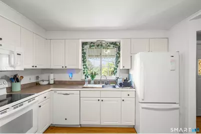 707 Oronoke Road, Waterbury, CT 06708 - Photo 17