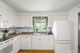 707 Oronoke Rd, Waterbury, CT 06708 - Photo 17