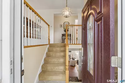 21 Sussex Place, Stamford, CT 06905 - Photo 3