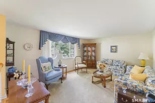 21 Sussex Pl, Stamford, CT 06905 - Photo 5