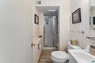 21 Sussex Pl, Stamford, CT 06905 - Photo 27