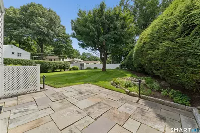 21 Sussex Place, Stamford, CT 06905 - Photo 31
