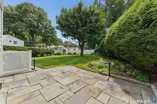 21 Sussex Pl, Stamford, CT 06905 - Photo 31