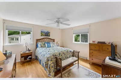21 Sussex Place, Stamford, CT 06905 - Photo 13