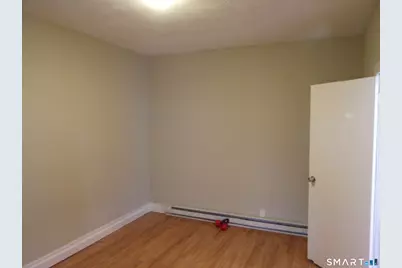 158 High Street #1st flr south, New Britain, CT 06051 - Photo 5