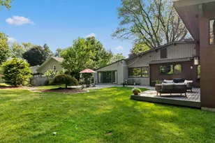 36 Bainton Rd, West Hartford, CT 06117 - Photo 35