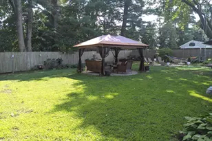 38 Pine St, Norwich, CT 06360 - Photo 3