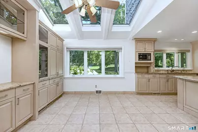 24 Inverness Road, Trumbull, CT 06611 - Photo 11