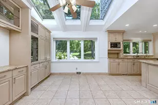 24 Inverness Rd, Trumbull, CT 06611 - Photo 11