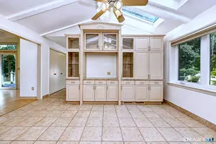 24 Inverness Rd, Trumbull, CT 06611 - Photo 9
