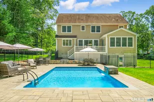 47 Summit Ridge Rd, Stamford, CT 06902 - Photo 35