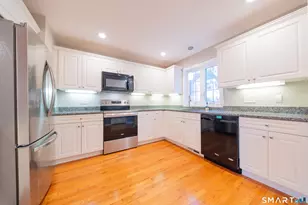 9 Englewood Ave, West Hartford, CT 06110 - Photo 9