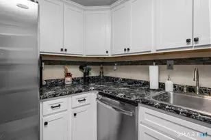 181 Williamstown Ct, Newington, CT 06111 - Photo 15
