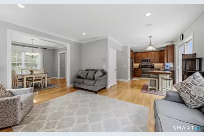 21 Carson Way, Simsbury, CT 06070 - Photo 7