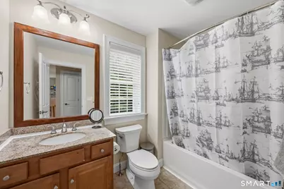 21 Carson Way, Simsbury, CT 06070 - Photo 17