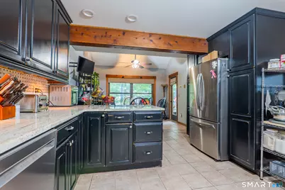 19 Vidich Lane, Naugatuck, CT 06770 - Photo 11